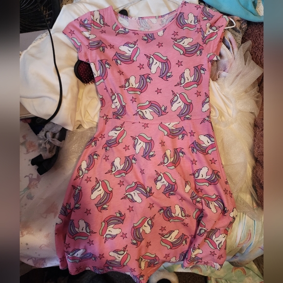 Unicorn dress worn once size m - Picture 2 of 2